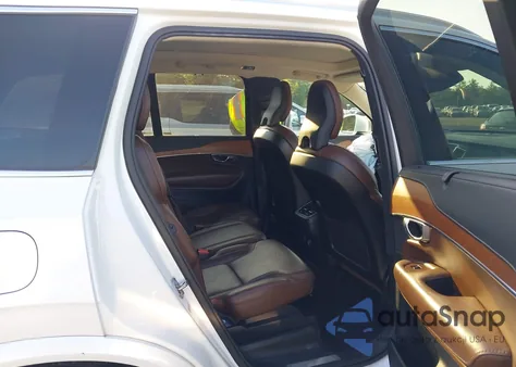 2019 Volvo Xc90 T6 Inscription z USA, uszkodzony, nr VIN YV4A22PL4K1431090